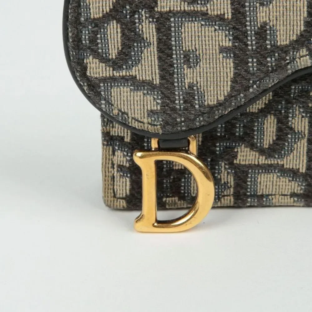 Dior delivery duty